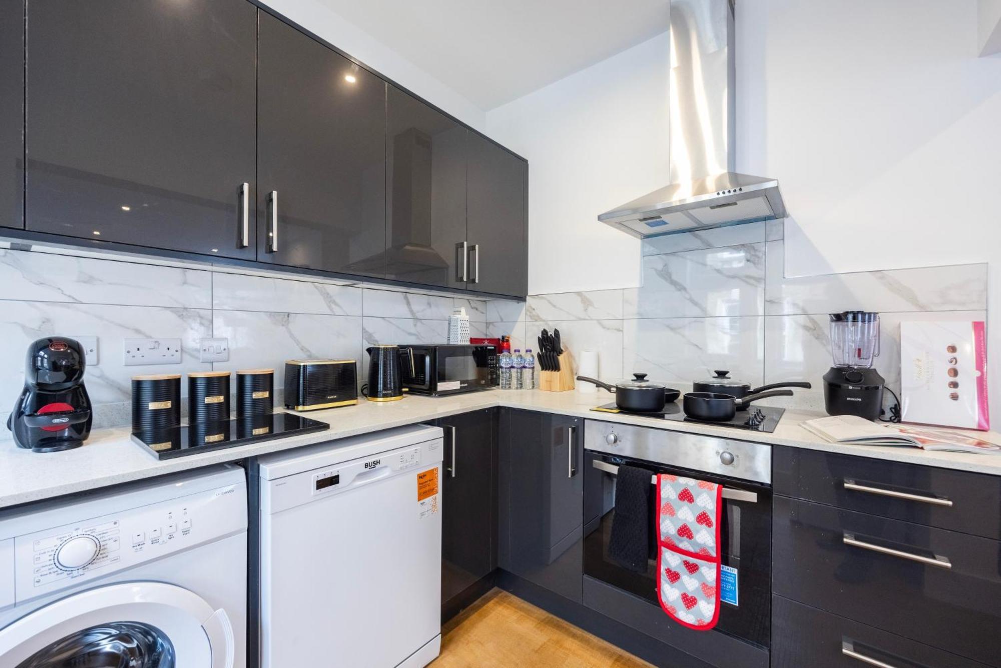 Block Of Apartments In Croydon ,Long Stays , Weekly & Monthly Offers , Contractors , Relocations , Leisure & Family Stays Exterior foto